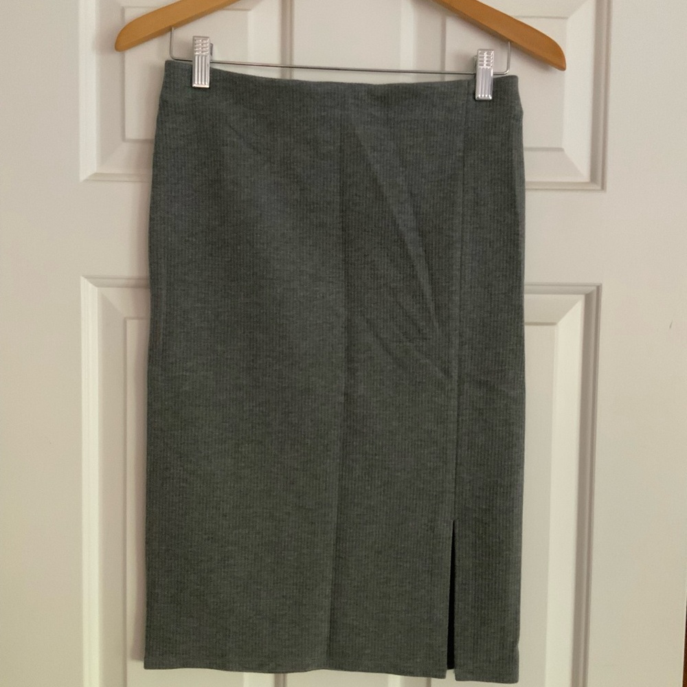Loft grey knit pencil skirt